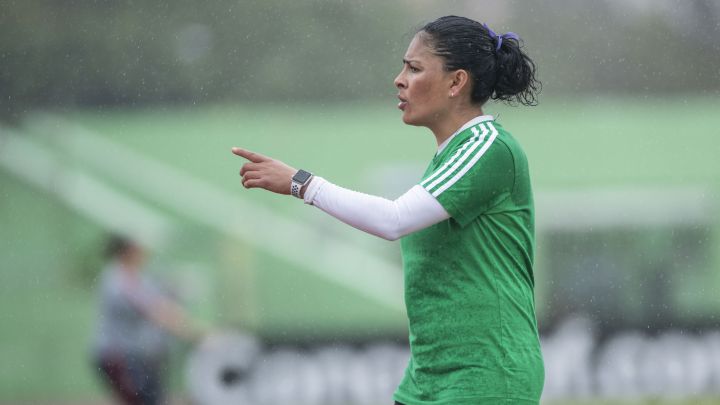 Atlas femenil