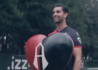 Atlas le da la bienvenida a sus refuerzos con artesanías hechas por rojinegros