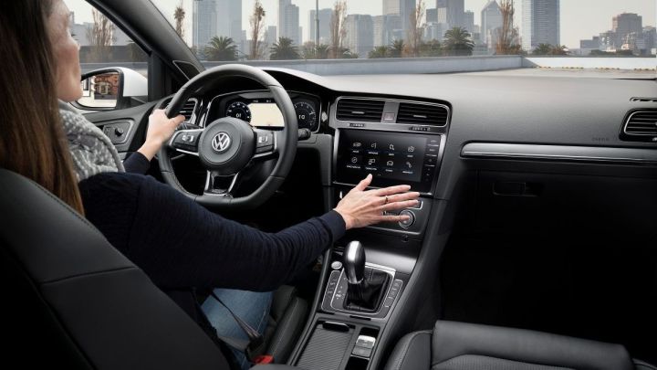 ¿Por qué los riesgos de lesiones en un accidente vehicular son mayores para las mujeres?