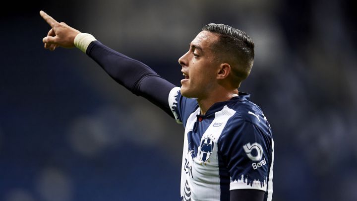 Rogelio Funes Mori se presenta a entrenar al Barrial