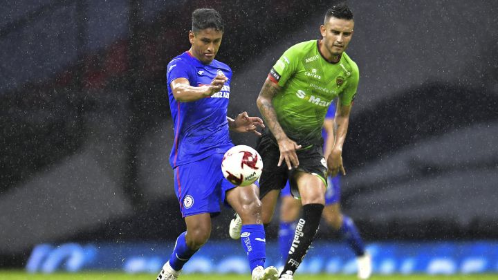 Cruz Azul tiene hegemonía sobre Bravos, pero sufre en la frontera
