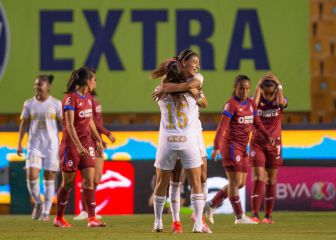 Tigres golea al Cruz Azul y se mantienen como líderes