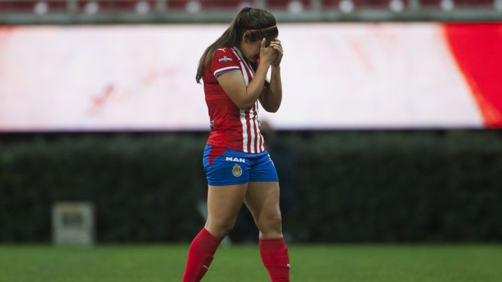 Chivas femenil pierde a Yashira Barrientos de 8 a 9 meses
