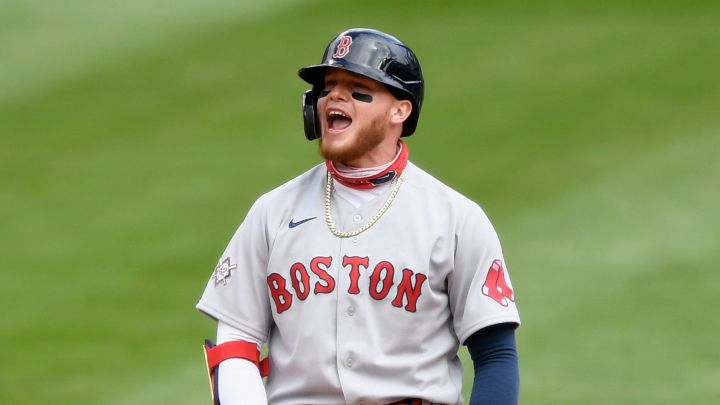 Verdugo y Urías vuelven a volarse la barda en la MLB