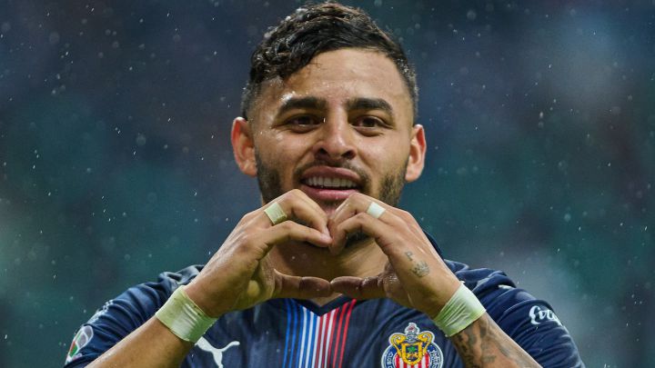 Alexis Vega festeja su tanto contra Rayados