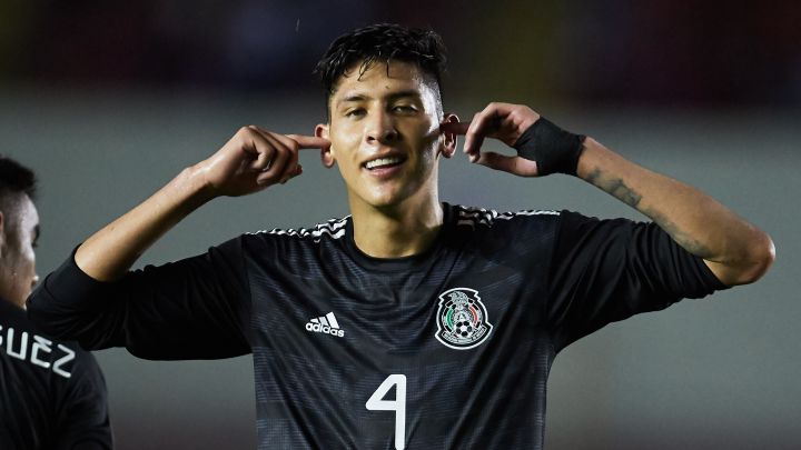 Edson Álvarez colabora con gol en empate del Ajax