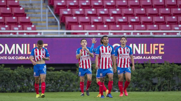 Jugadores del Tapatío festejan un gol