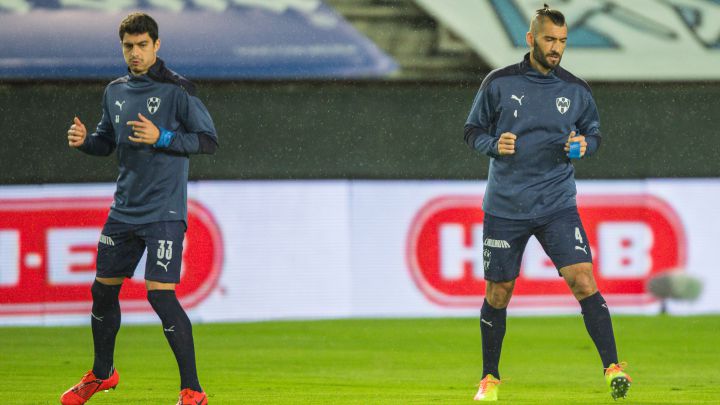 Stefan Medina y Nicolás Sanchez fuera del Clásico Regio