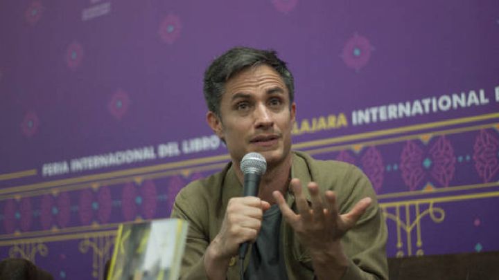 Gael García Bernal es criticado en Twitter por opinar sobre lo ocurrido en Metro