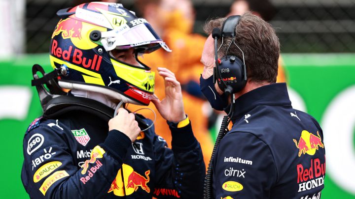 Red Bull necesita 'desesperadamente' a 'Checo'