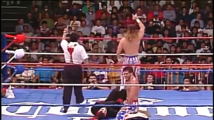 Momento de la lucha entre los Gringos Locos y el Hijo del Santo y Octagón