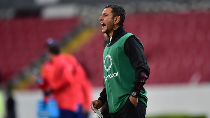 Jaime Lozano durante un partido del Tri en la clasificación a Juegos Olímpicos