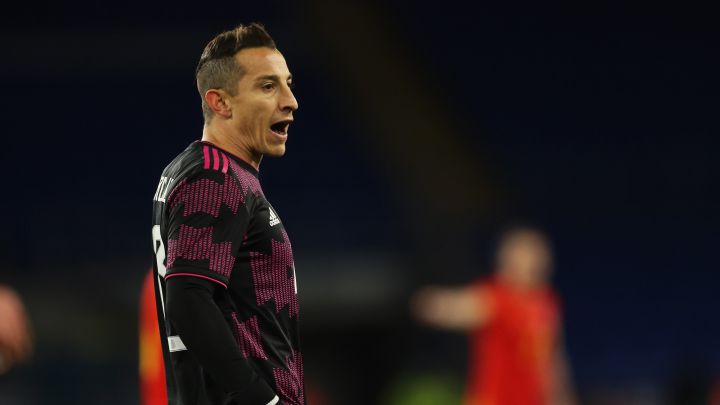 Andrés Guardado durante un partido con la Selección Mexicana