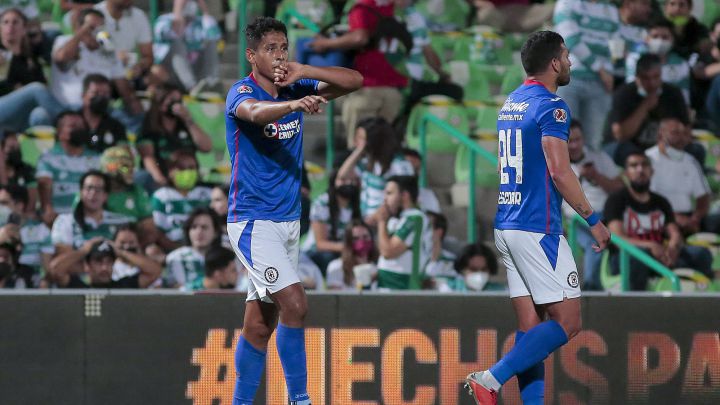 Expertos ven cerca la novena para Cruz Azul tras triunfo en Torreón