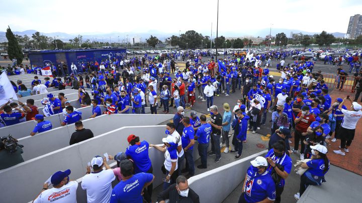 Detectan boletos falso para el Cruz Azul-Santos