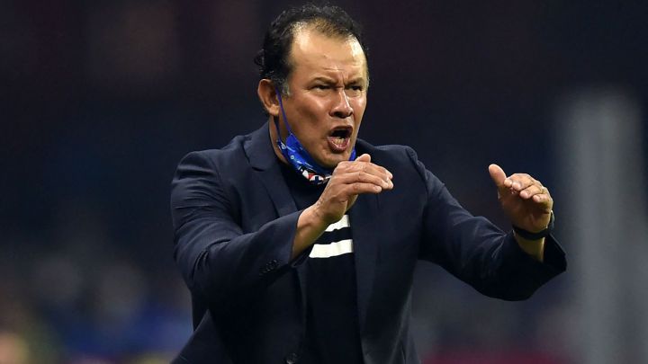 Rota la malaria, Reynoso quiere hacer de Cruz Azul un equipo de época