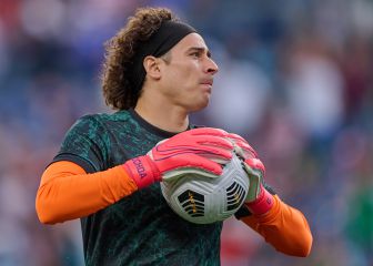 Guillermo Ochoa se acerca a marca histórica de Jorge Campos