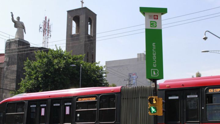 Gobierno capitalino analiza ampliar viajes del Metrobús hasta el EdoMex