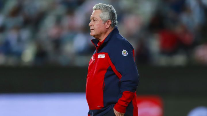 Vucetich está en espera de refuerzos para Chivas