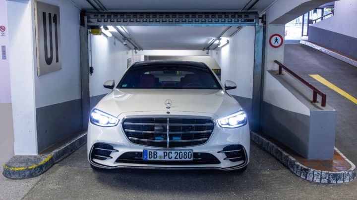 ¿Cuánto cuesta y dónde se ubica el cajón de estacionamiento más caro del mundo?