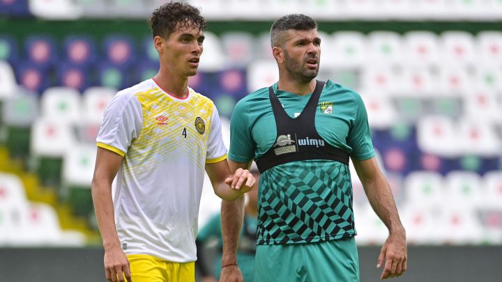 León derrota a Leones Negros en primer partido de la era Holán