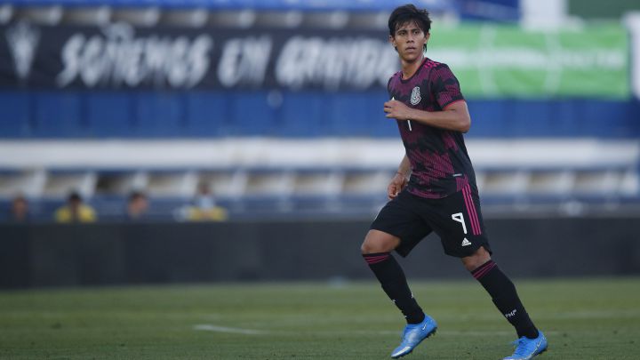 José Juan Macías viaja a Europa para enrolarse con el Getafe