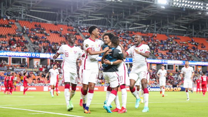 Jugadores de Panamá festejan el empate contra Qatar