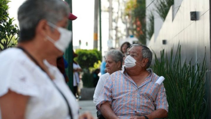 ¿Cuándo y cómo registrarte para recibir la pensión de adultos mayores?