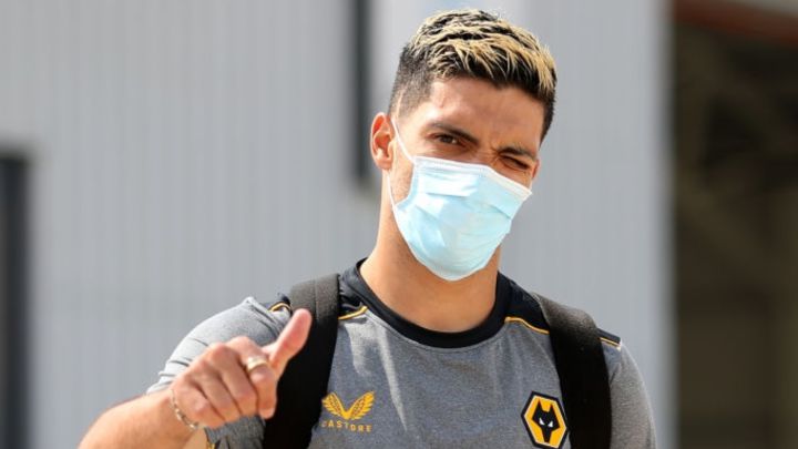 Raúl Jiménez viaja con los Wolves a España para pretemporada