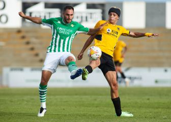 Raúl Jiménez jugó 60 minutos en amistoso frente al Real Betis