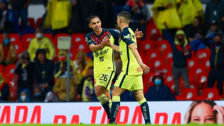 Fidalgo rescató al América en su presentación en el Azteca