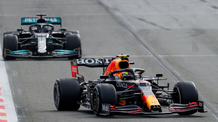 'Checo' Pérez explota contra Bottas: "Cometió un gran error y frenó demasiado tarde"