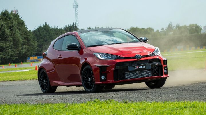 Así luce en GR Yaris, en una pista de automovilismo
