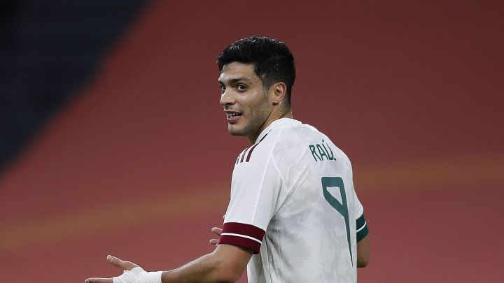 Raúl Jiménez vuelve a tener minutos en el Wolverhampton vs Celta de Vigo