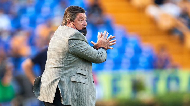 Miguel Herrera durante el partido contra León