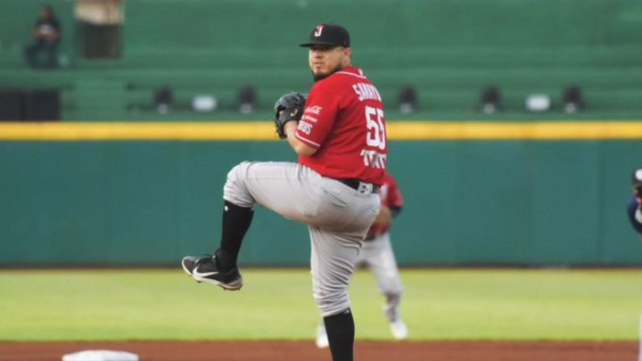 Toros derrota a Leones en quinto juego de la Serie del Rey