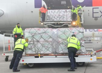 Arriban a México casi dos millones de vacunas de Moderna y Pfizer