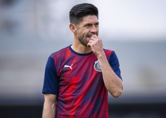 Oribe o Vega, el delantero de Chivas para el Clásico