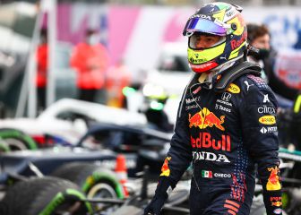 'Checo' no entró a pits a tiempo y lo pagó caro