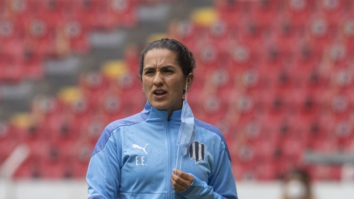 Eva Espejo se va tranquila por lo que mostró Rayadas en el Clásico Regio Femenil