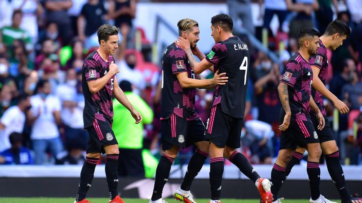 Sebastián Córdova logra el gol mil 600 para México
