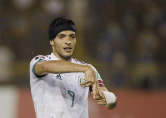 Raúl Jiménez llega a 27 goles con el Tri; Empata a Hugo Sánchez