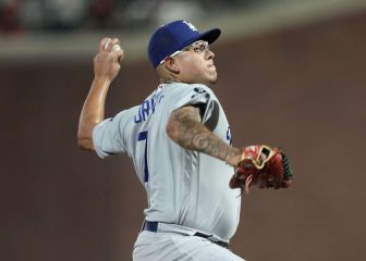 Julio Urías impone marca para mexicanos en postemporada