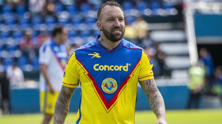 Vuoso: "Arbitraje ayuda más a Chivas que al América"