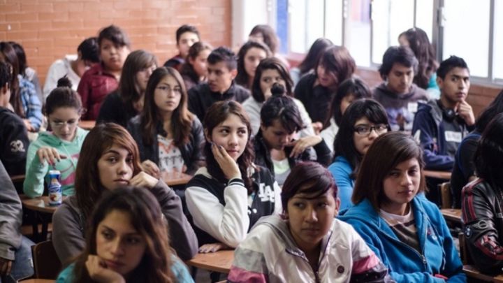 Beca Jóvenes Escribiendo el Futuro: beneficiarios y cómo saber si la cobraré