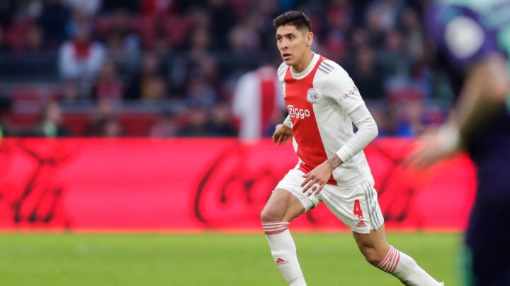 Edson Álvarez y Ajax acuerdan extensión de contrato