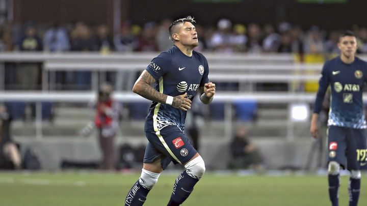 Nicolás Castillo durante un partido del América