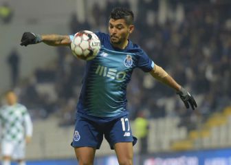 Tecatito Corona solo juega 8 minutos en triunfo del Porto
