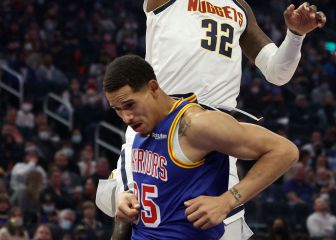 Juan Toscano juega 12:50 minutos en otra noche histórica de Curry