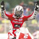 Rolfo nuevo piloto de  Ducati con Luis d´Antin